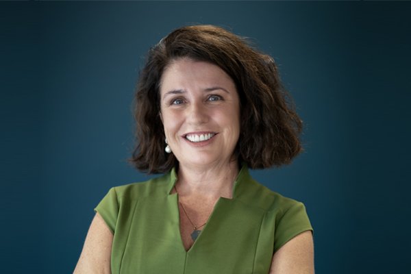 Elizabeth Pearson, Director & PMO for Oscar (Artificial Intelligence) at AECOM